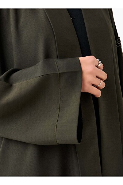 Azria Fashion عباءة كلاسيكية مفتوحة باللون الأخضر الزيتوني