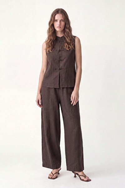 Antioch Coffee Linen Blend Fancy Button Set