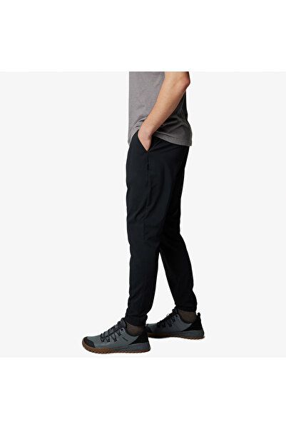 Columbia بنطلون رجالي أسود من Sage Peak Tapered Chino للأنشطة الخارجية