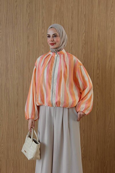 Genel Markalar Çizgi Desenli Fermuarlı Balon Kol Oversize Bomber Ceket – Turuncu