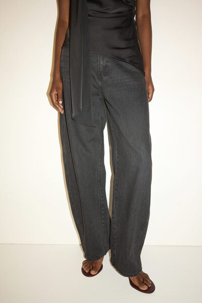 H&M Barrel High Waist Jeans