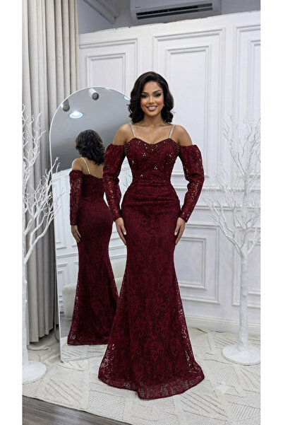 Reem bridal Royal Scarlet Dress (Scarlet Velvet & Lace)