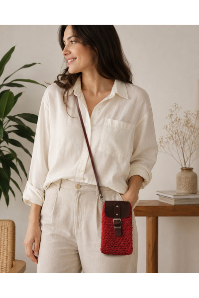 Hobi Kafe Hand Knitted Red Phone Bag with Cover