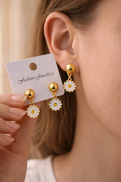 karmabijuteriaksesuar Daisy Figured Gold Bijouterie Earrings