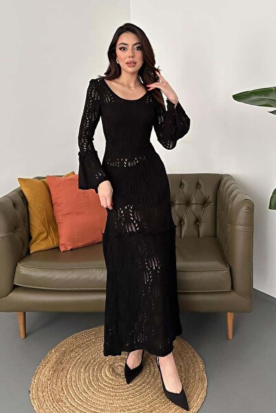 Clothes Fast فستان نسائي أسود طويل من التريكو بتصميم شبكي مخرم وياقة على شكل ...