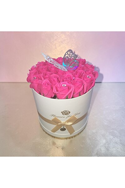 CADOUL POTRIVIT Aranjament Floral Elegant în Cutie Rotundă – Aprox. 25-30 Tra...