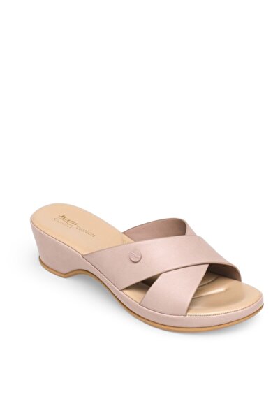 BATA Cross‑Strap Comfort Wedge Sandals