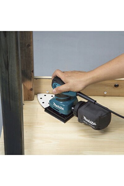 Makita DELTA 200W MAȘINĂ DE ȘLEFUIT OSCILANTĂ BO4565K + CUTIE DE TRANSPORT