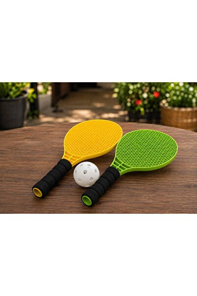 Generic Brand Set of 2 paddles with ball