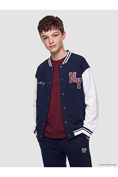 LC Waikiki Timeless Clothing & Timeless Choices College Roba Collar Embroider...