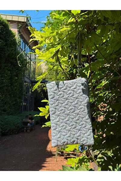 MAISONE Silvery Silver Star Embroidered Star Women's Quilted Portfolio Handba...
