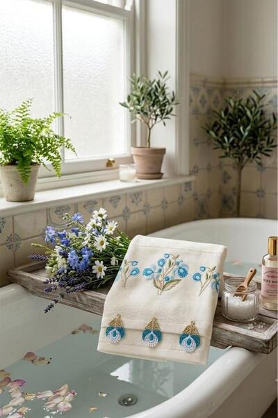 Çeyiz Diyarı Spring Embroidered Hand and Face Towel 50X90 cm Blue