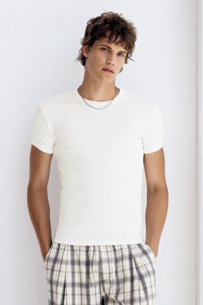 Bershka Fitilli slim fit tişört