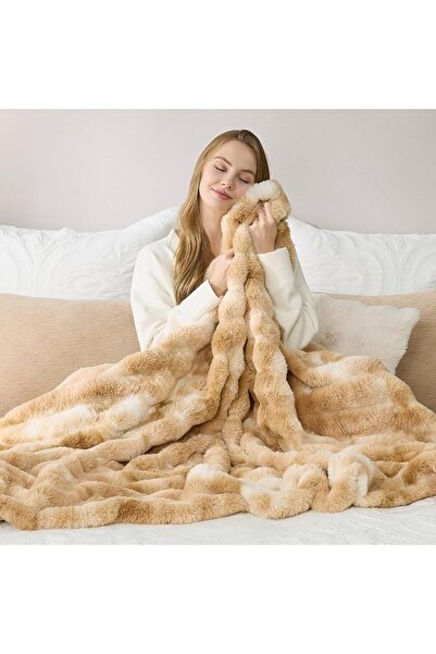 Cozy Bliss Faux Fur Throw Blanket for Couch, Cozy Soft Plush Thick Winter Bla...