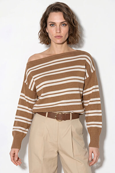 Efnaz style Women's Boat Neck Striped Knitwear Camel Sweater