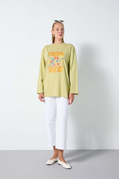 minaaise Women's Green Oversize Printed Long Sleeve Long Tshirt 31210