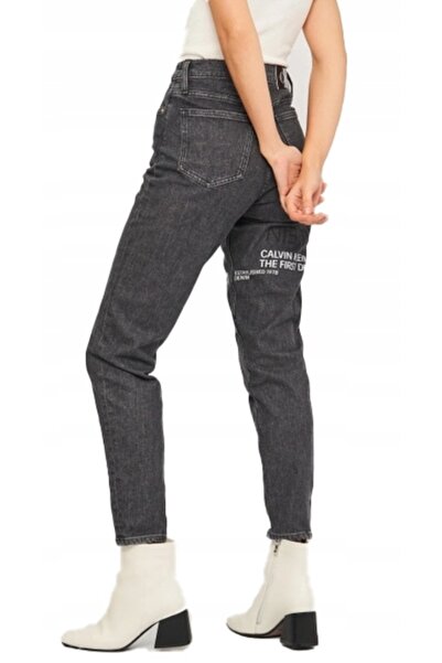 Calvin Klein Jeans Mom Jean J20J217449 28