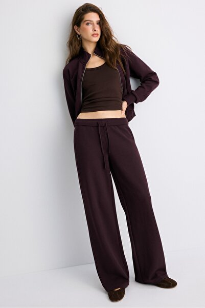 Stradivarius Geniş paça jogger pantolon
