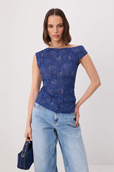 Trendyol Collection Bluză tricotată din dantelă, fără mâneci, cu decolteu asi...