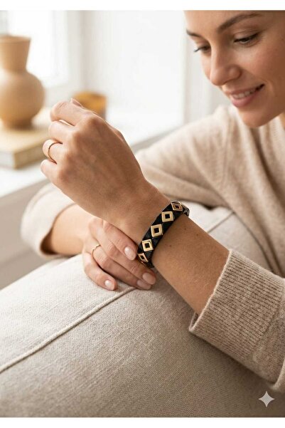 TLSMACCESORIES MİNELİ BİLEKLİK DÖRTGEN LASTİKLİ