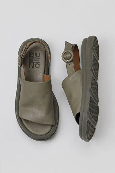 Bueno Shoes Sandale plate de damă din piele kaki 01wy9410
