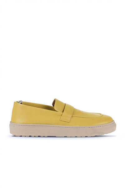 Bueno Shoes حذاء رياضي نسائي من الجلد باللون الأصفر 01wd2600
