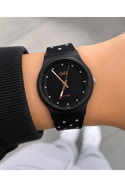 Q&Q 10 Atm Waterproof Silicone Strap Polka Dot Teen Girls Wrist Watch