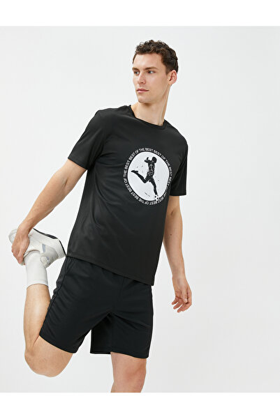 Koton Tricou sport cu mânecă scurtă cu decolteu rotund cu temă fotbal imprimat