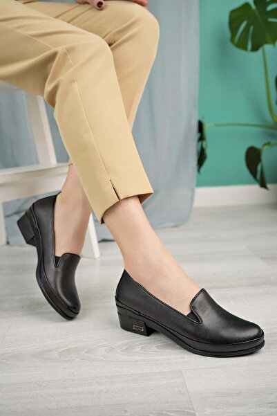 Generic Brand 24553 Black Genuine Leather Heeled Women's Shoes