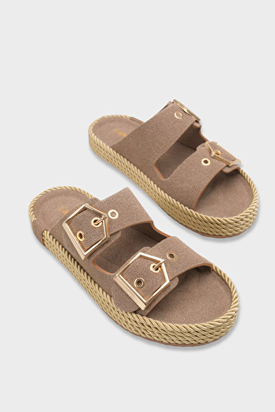 Capone Outfitters Keslie Μεταλλική αγκράφα τεμαχίων Comfort Γυναικεία Παντόφλες