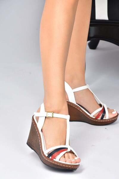 Fox Shoes Beyaz/Kırmızı/Laci Dolgu Topuklu Kadın Ayakkabı K674041109