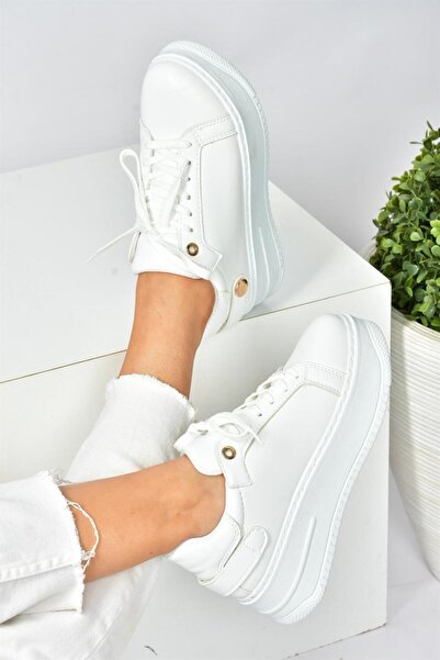 Fox Shoes حذاء رياضي كاجوال بنعل سميك أبيض P973518009