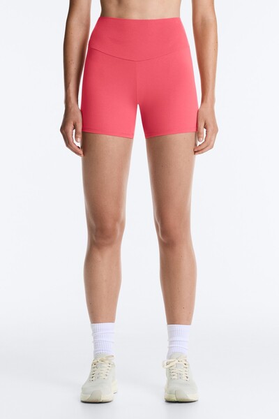 Oysho High rise Comfortlux 10 cm hot pant