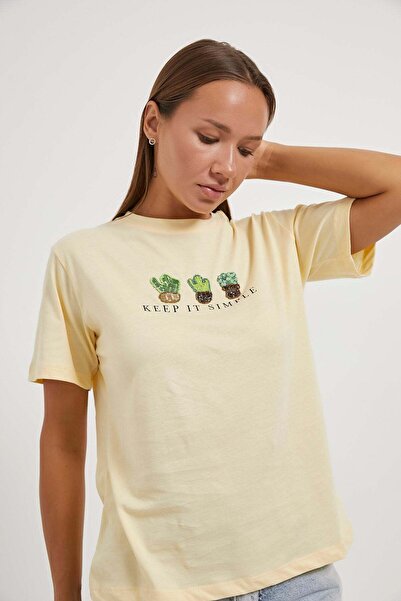 Arma Life Women's Cactus Printed Short Sleeve Summer Yellow T-Shirt