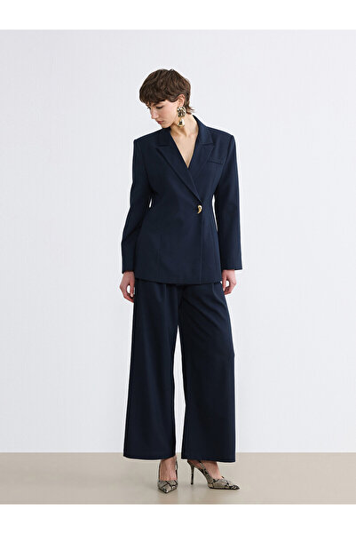 LC Waikiki Nevavm Loose Fit Wide Leg Women's Pleated Fabric Pants with a Diff...