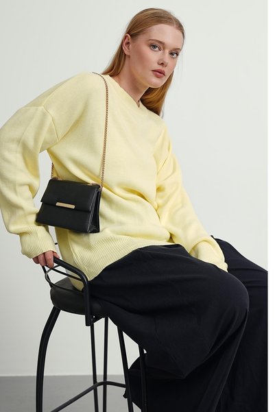 TUMA Women's Crew Neck Soft Textured Oversize Knitwear Sweater