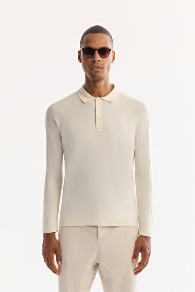 Avva Men's Ecru Polo Neck Buttoned Soft Touch Textured Knitwear Regular Fit S...