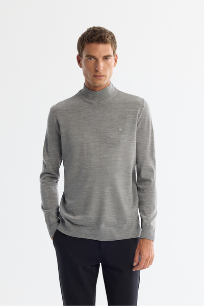 Avva Men's Gray Half Turtleneck Non-Pilling Knitwear Regular Fit Sweater E005001