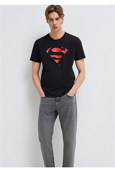Mavi Superman εμπριμέ μαύρο μπλουζάκι Slim Fit / Slim Fit 066875-900