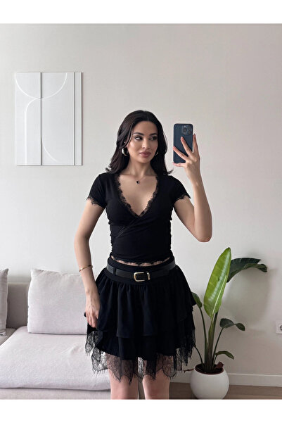 Zoom Butik Bel Bağlamalı V Yaka Dantel Crop - SİYAH