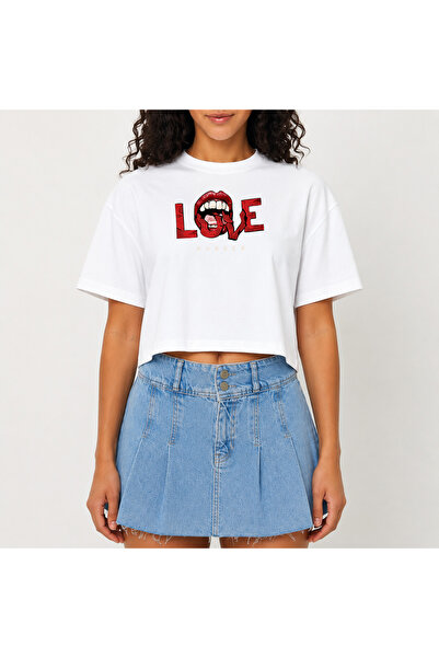 URBANTRENDSTORE Crop T-shirt Λευκό με στάμπα Love Lip, Άνετη Γραμμή, Ακατέργα...