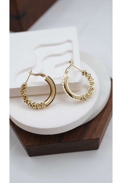 Jerie Basic Hoop Earrings with Serrated Detail