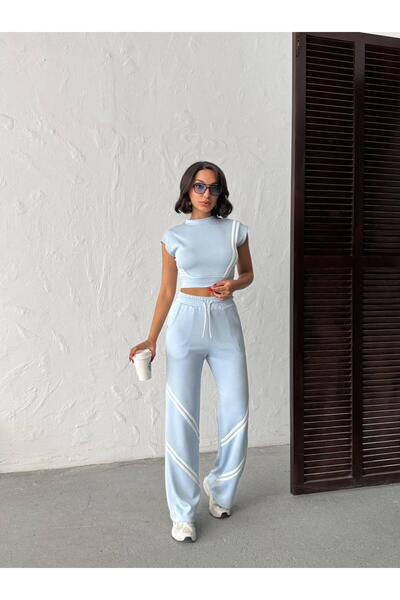 Kadın Şerit Detaylı Crop Top ve Yüksek Bel Bol Paça Pantolon İkili Takım