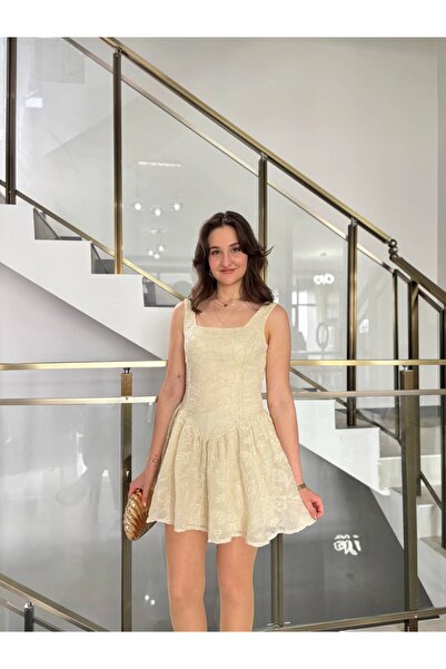 Sude Kızanlıklı Patterned Design Dress with Detailed Embroidery