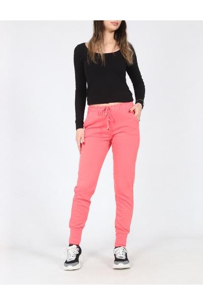 Evendi Pantaloni, Roz