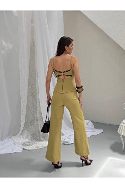MADAME MELEK Premium Lace Detailed Backless Strap Set
