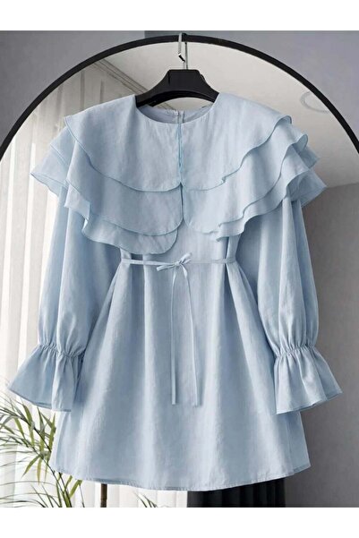MODA Tunic with Collar and Detailing on the Collar