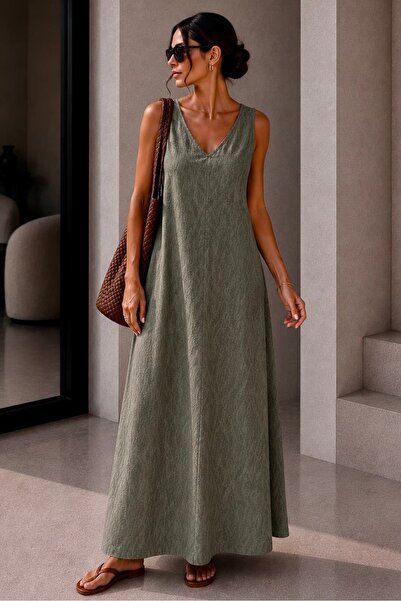 bb butik basic Rochie lungă, lejeră, cu model jacquard, cu detaliu încrucișat...