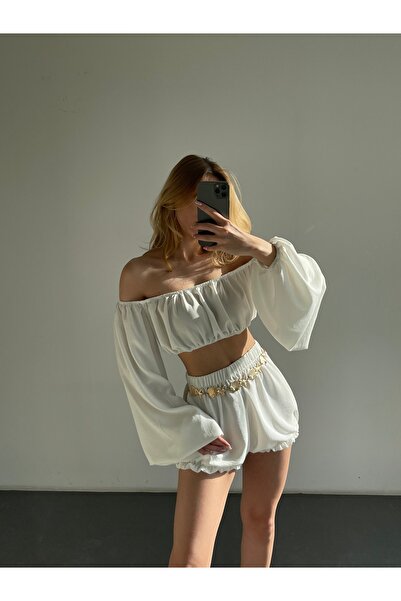 Friday Mood Santorini Gold Chain Detailed Shorts Set