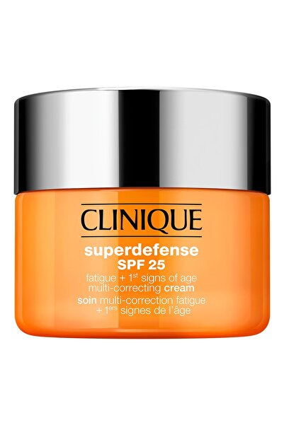 Clinique سوبر ديفينس ™   عامل حماية من الشمس 25 - للبشرة الجافة/الجافة المختل...